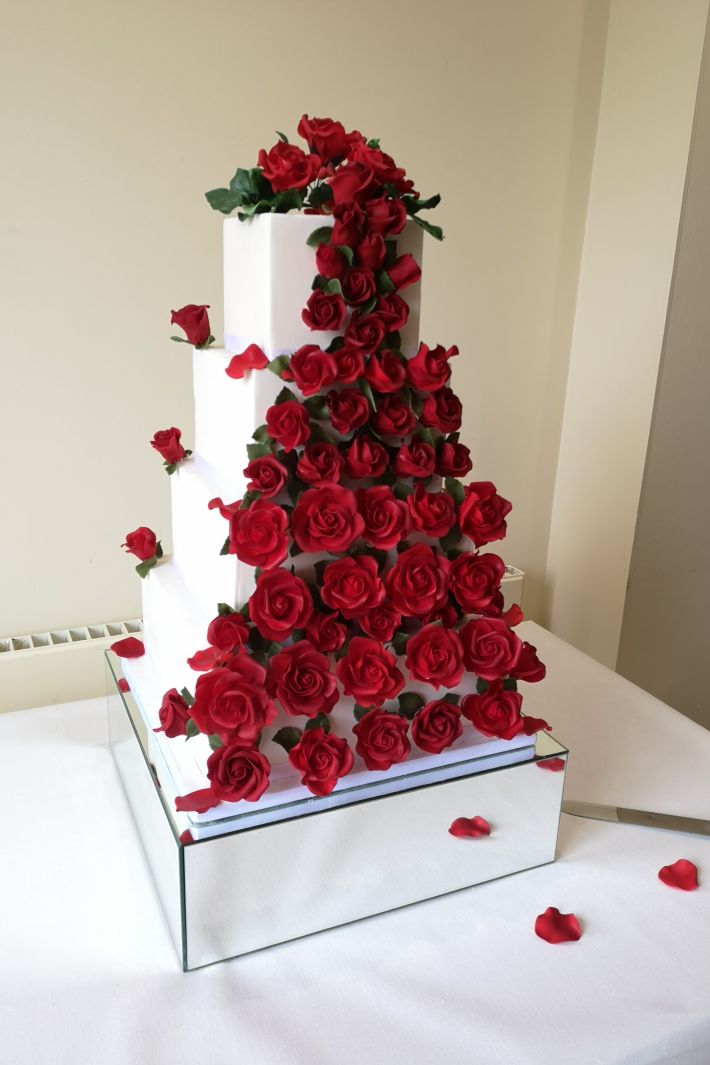 Scarlet Wedding Cake